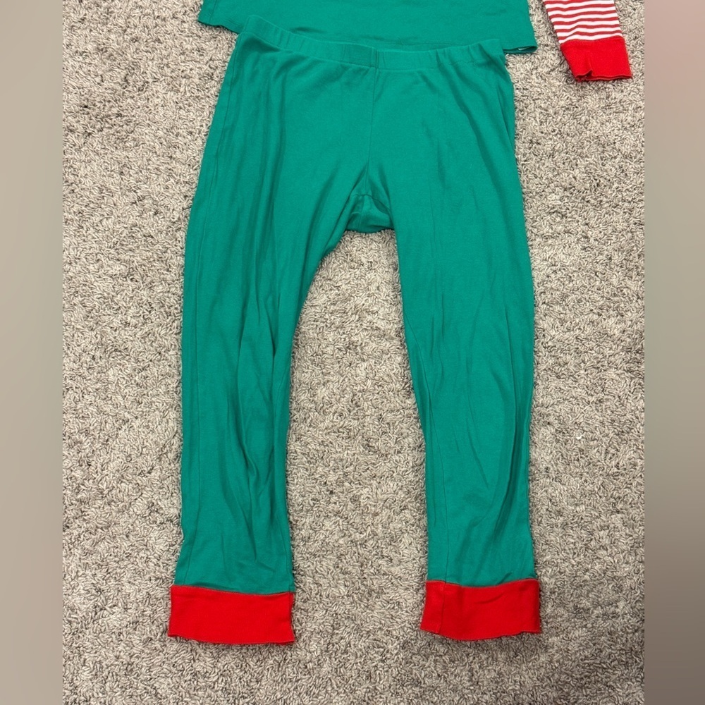 Festive Elf Costume for Kids - Green and Red - Picture 6 of 7